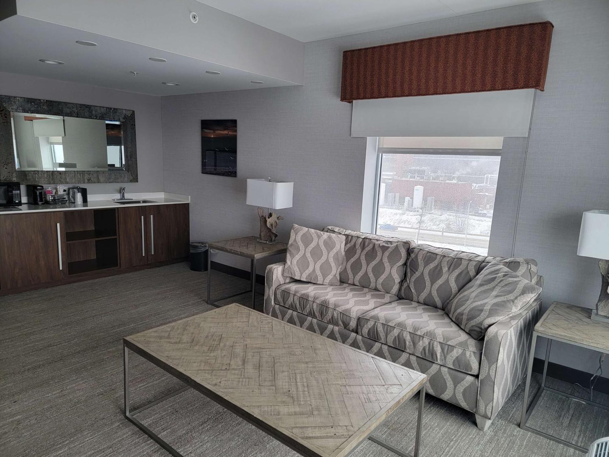 Hampton Inn & Suites Erie Bayfront Екстериор снимка